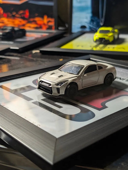 Nissan GTR35 3D Car Frame | With DIE-CAST Model